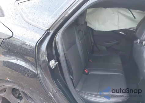 2013 Ford Focus из США, поврежденный, VIN 1FADP3L91DL241620